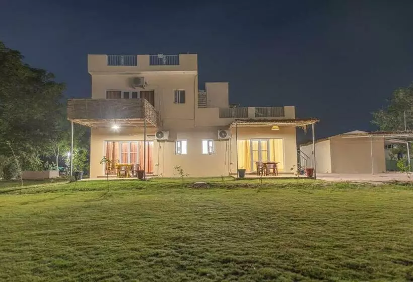 Hotelli Forrest Farm Stays