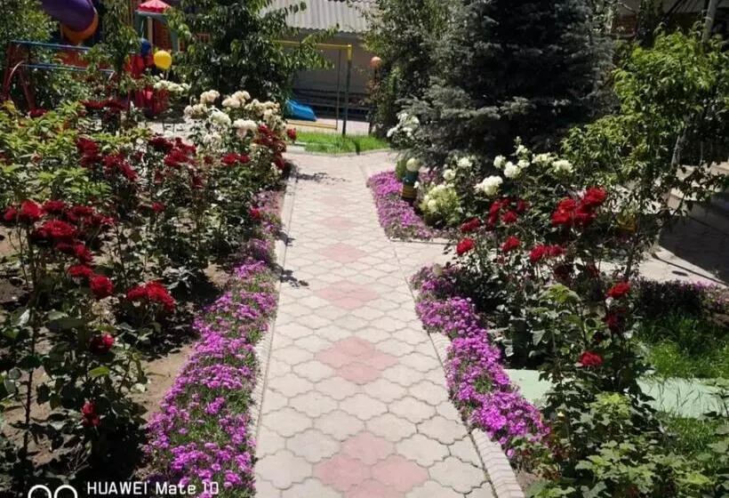 پانسیون гостевой дом асель