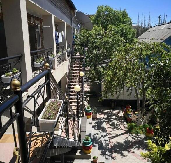 پانسیون гостевой дом асель