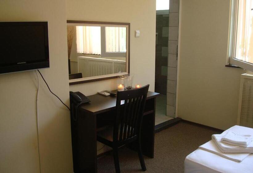 پانسیون Guest House Lazur