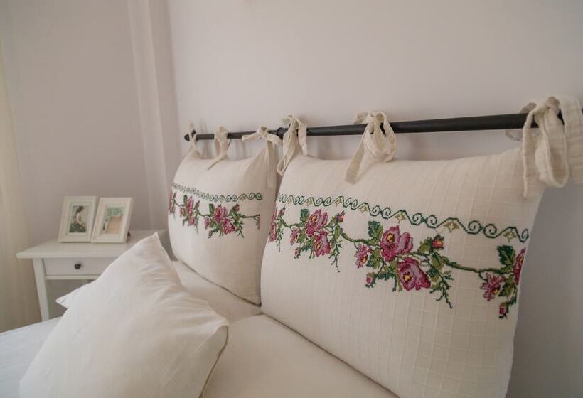 צימר Nil House Ayvalık 1