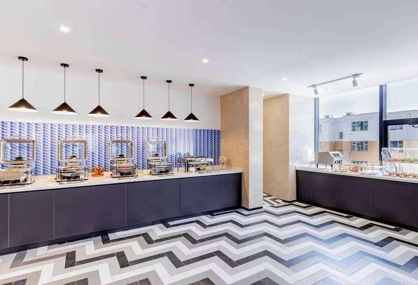 酒店 Holiday Inn Express Hohhot East Station By Ihg