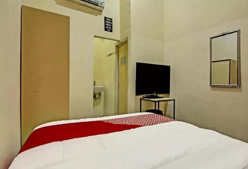 ホテル Oyo 91268 Homestay Bu Erma Syariah
