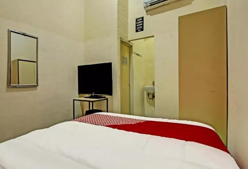 ホテル Oyo 91268 Homestay Bu Erma Syariah