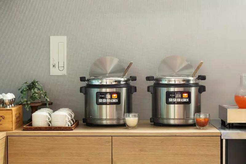 هتل The B Osaka Shinsekai