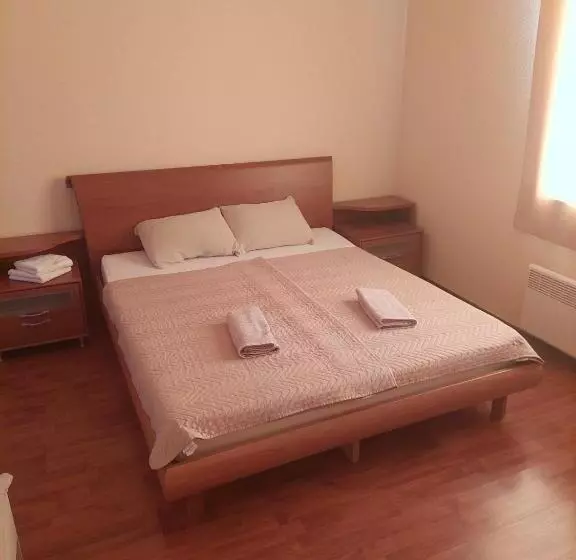 پانسیون Shale Apartments And Rooms