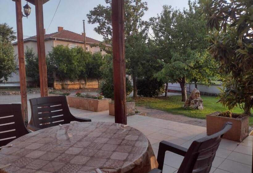 پانسیون Shale Apartments And Rooms