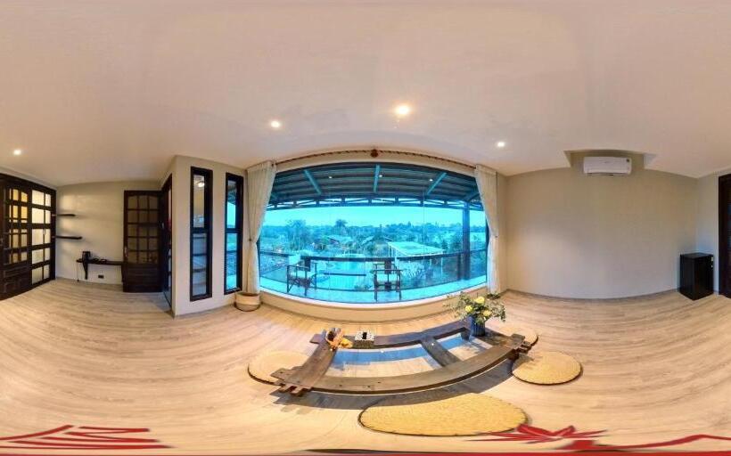 استراحتگاه Momizi Inn