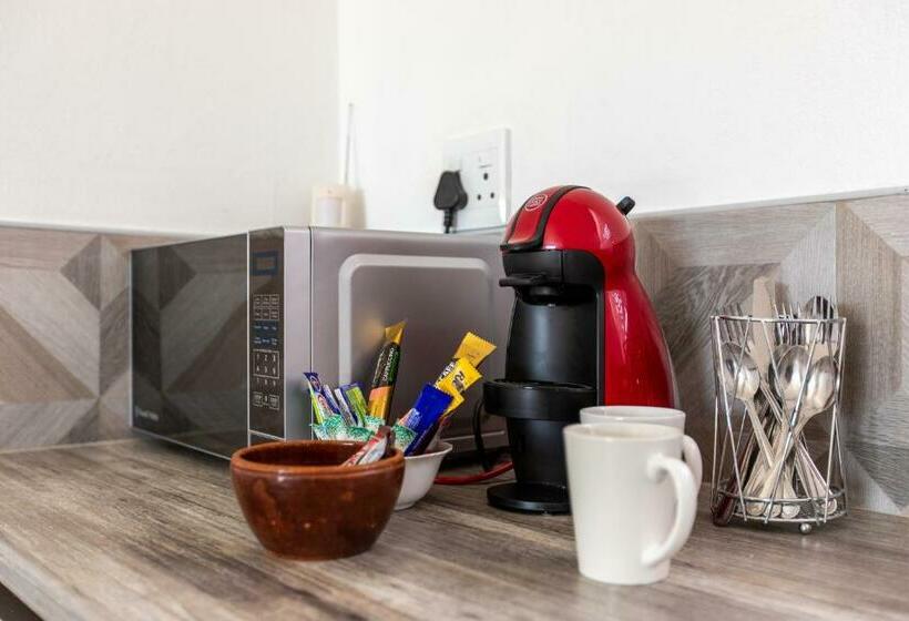 منتجع Pecan Bush Lodge