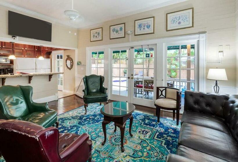 Schronisko Curry House Room 5