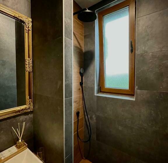 تختخواب و صبحانه Vinceia