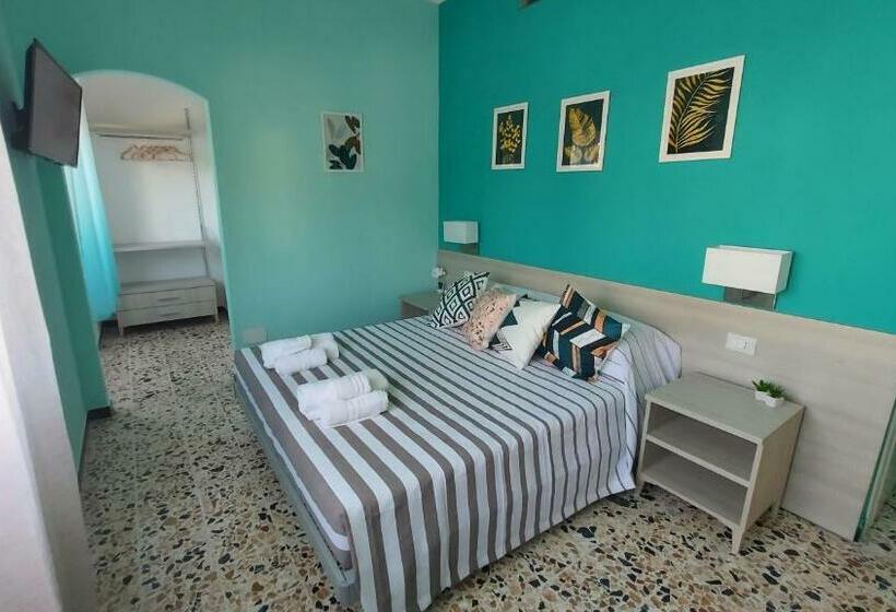 Пансион La Terrazza Del Sole Guest House