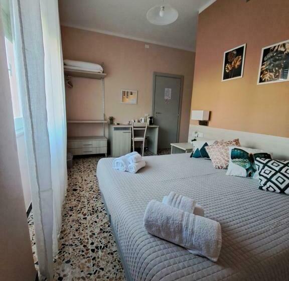 Пансион La Terrazza Del Sole Guest House