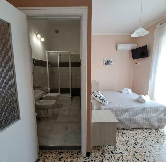 Пансион La Terrazza Del Sole Guest House