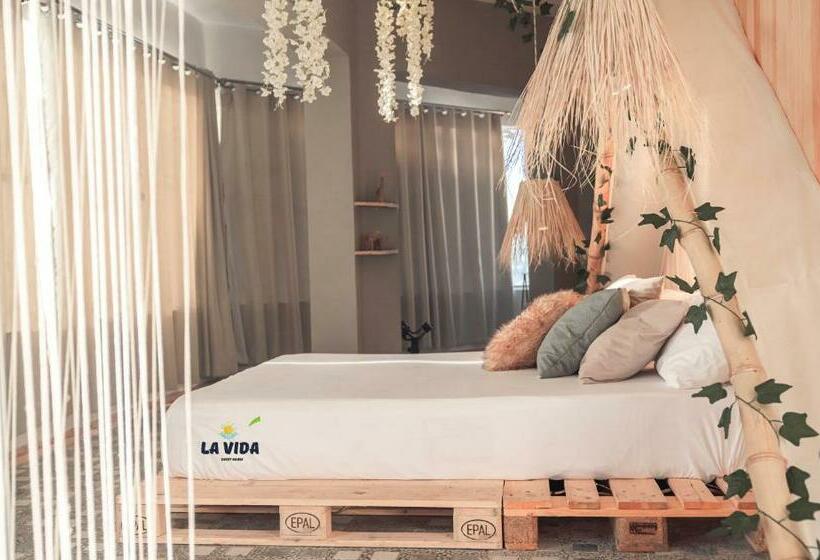 پانسیون La Vida Guest House