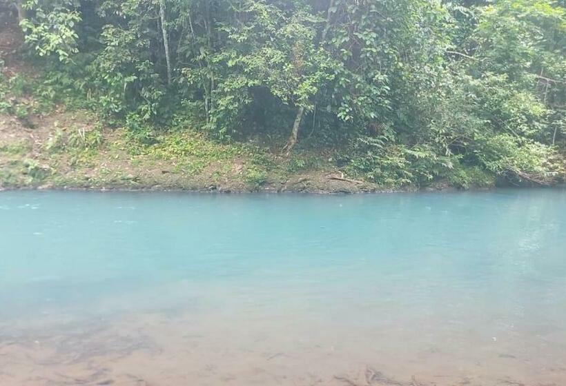 Общежитие Cabañitas Rio Celeste