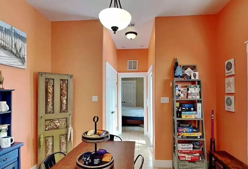 Mustang Isle Beach Bungalow 2