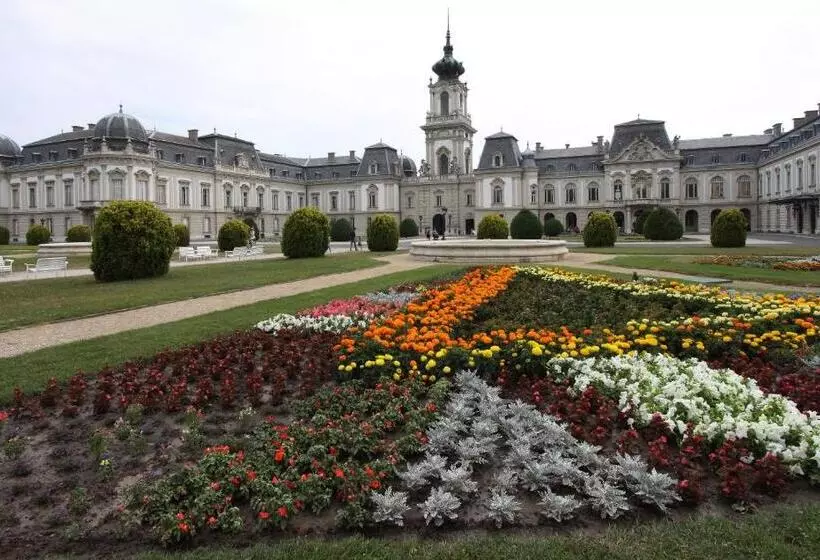 Esther S Studio Keszthely