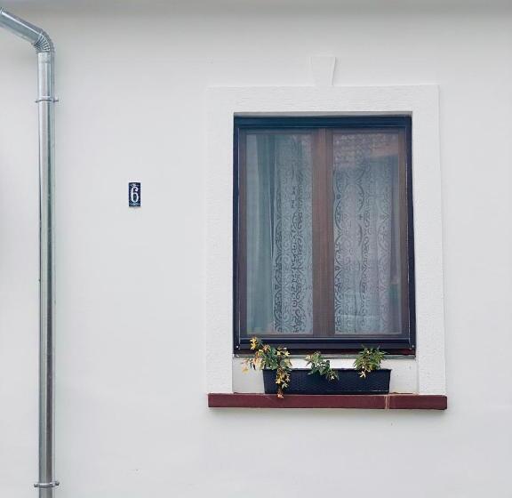 Esther S Studio Keszthely