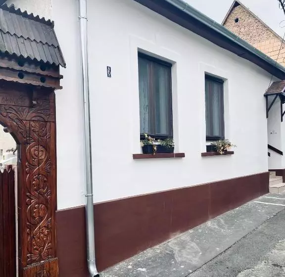 Esther S Studio Keszthely