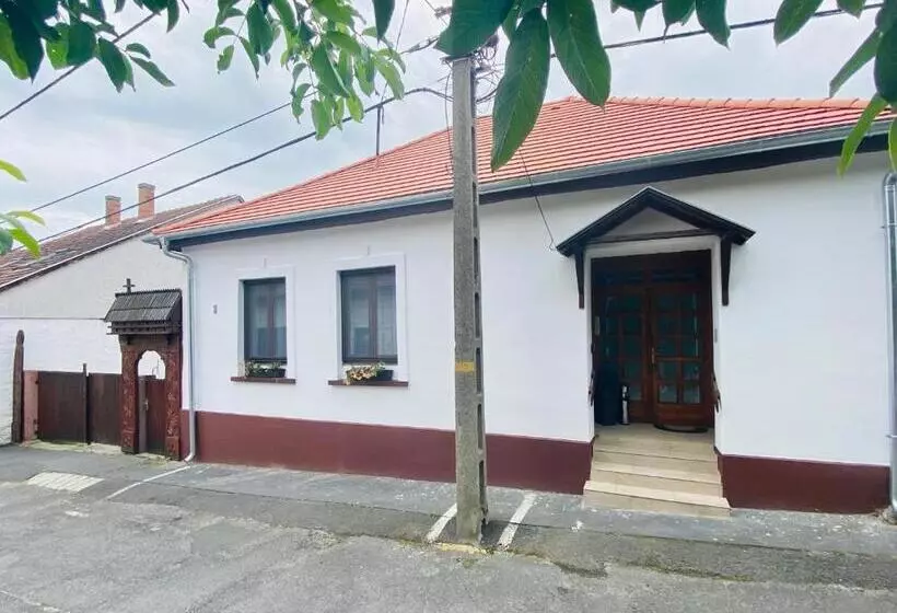 Esther S Studio Keszthely