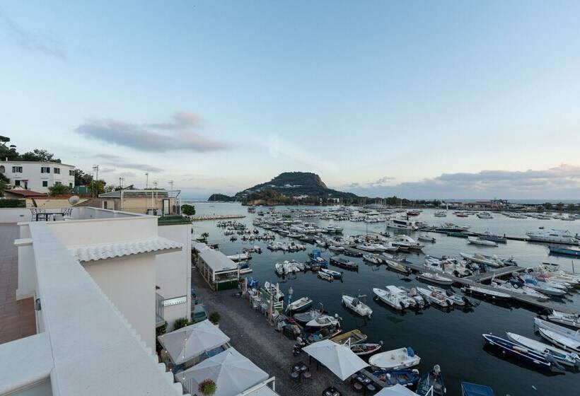 酒店 Baia Flegrea Meuble