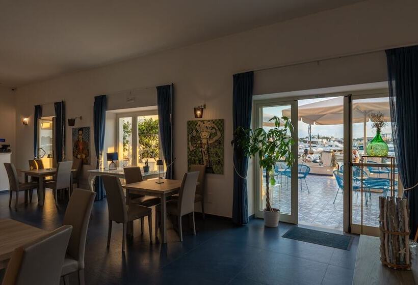 酒店 Baia Flegrea Meuble