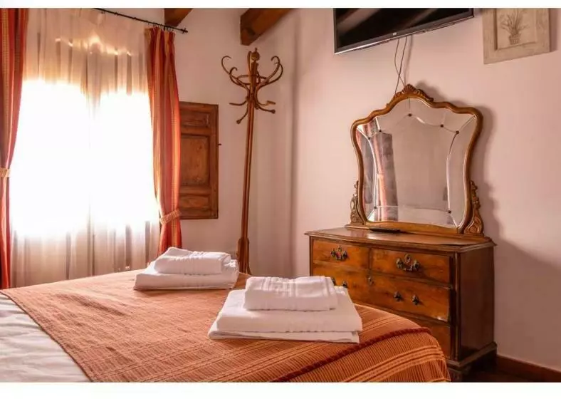 ホテル Casa Rural Luciano