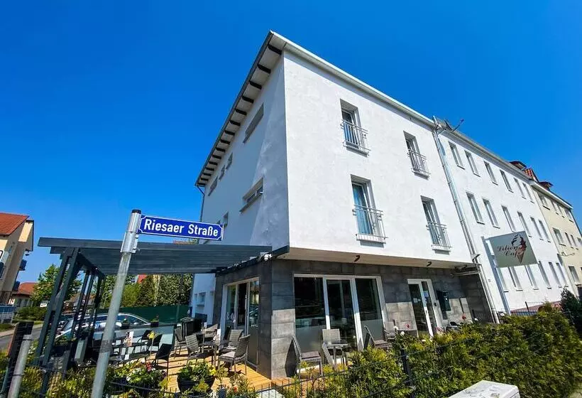 هتل City Rooms Gede