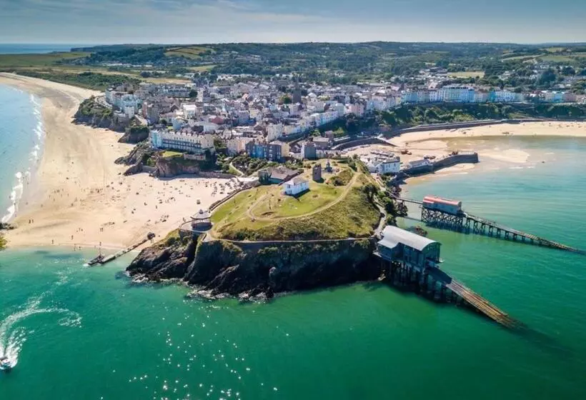 Chart House Sleeps 6