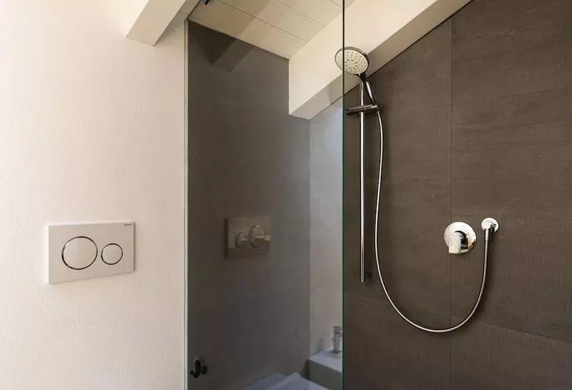 Design Apartment With Terrace By Wonderful Italy