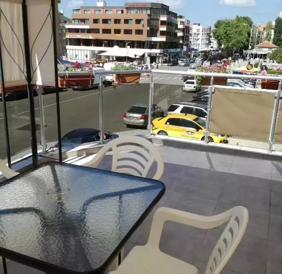 Hotelli къща за гости деневи