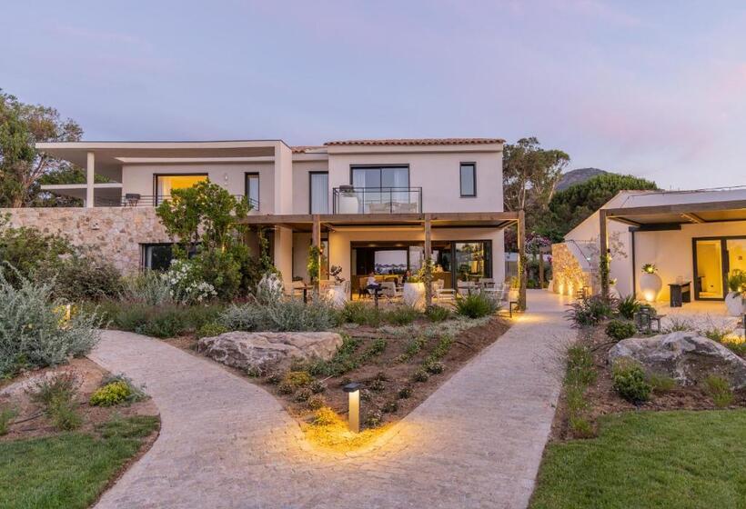 בית מלון כפרי Casa Paradisu