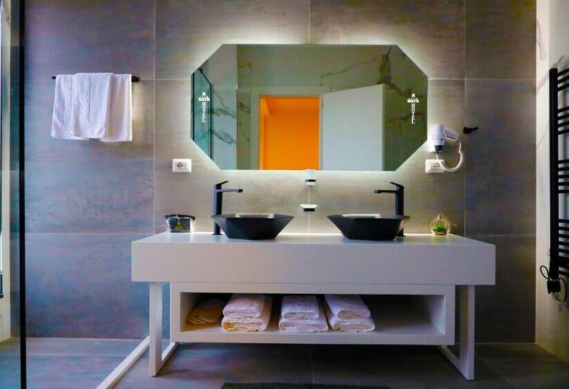 Mark Hotel Tirana