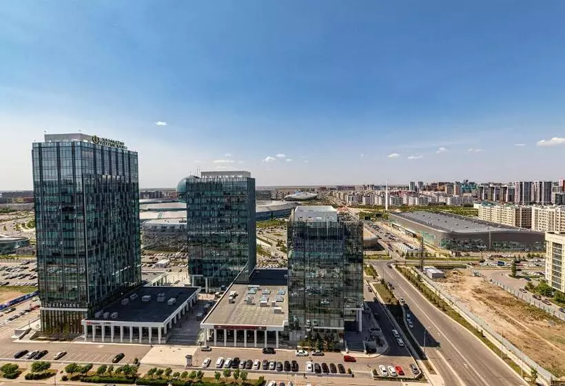 Orynbor Towers