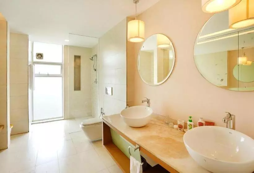 St Jacinto Island Villa By Jadecaps  Bay View And Infinity Pool Near Goa Airport