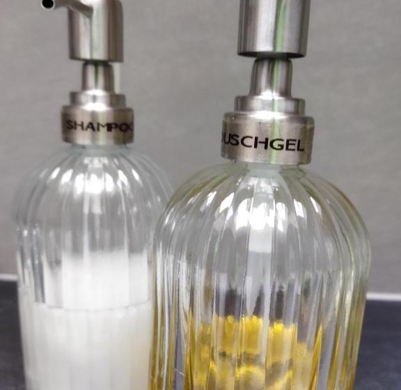 Aussergewöhnliche Atelierferienwohnung Mit Balkon An Der Donau