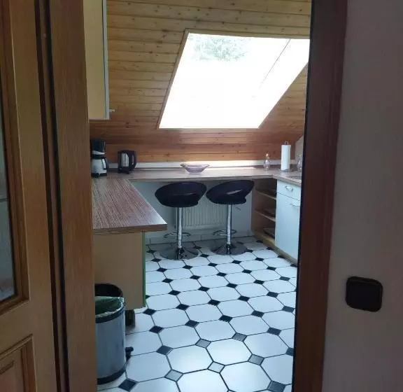 Aussergewöhnliche Atelierferienwohnung Mit Balkon An Der Donau