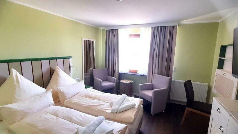 Отель Insulaner Dependance