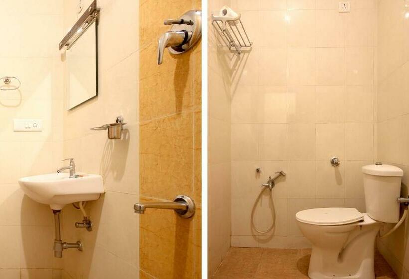 فندق Mg Road One