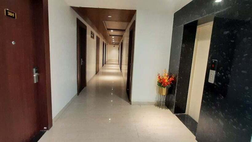 Sparsh Hotel & Resort By Spree