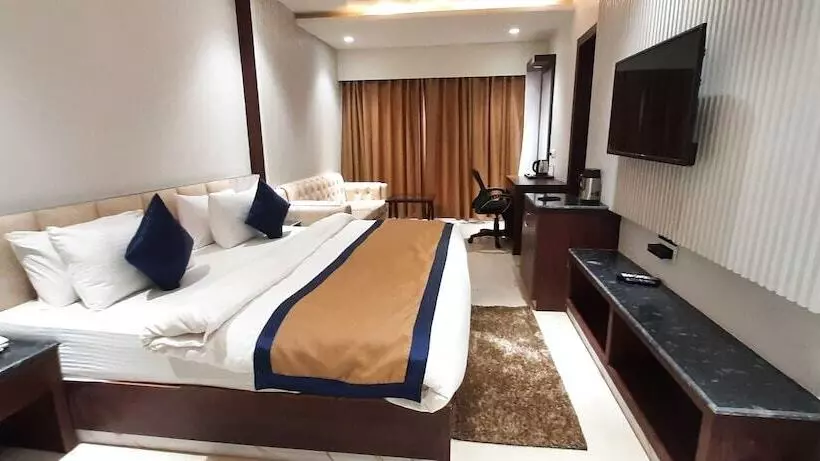 Sparsh Hotel & Resort By Spree