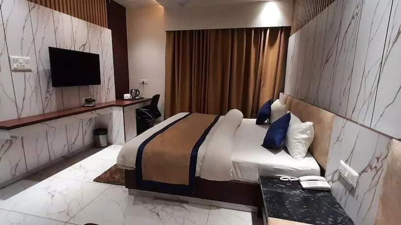 Sparsh Hotel & Resort By Spree