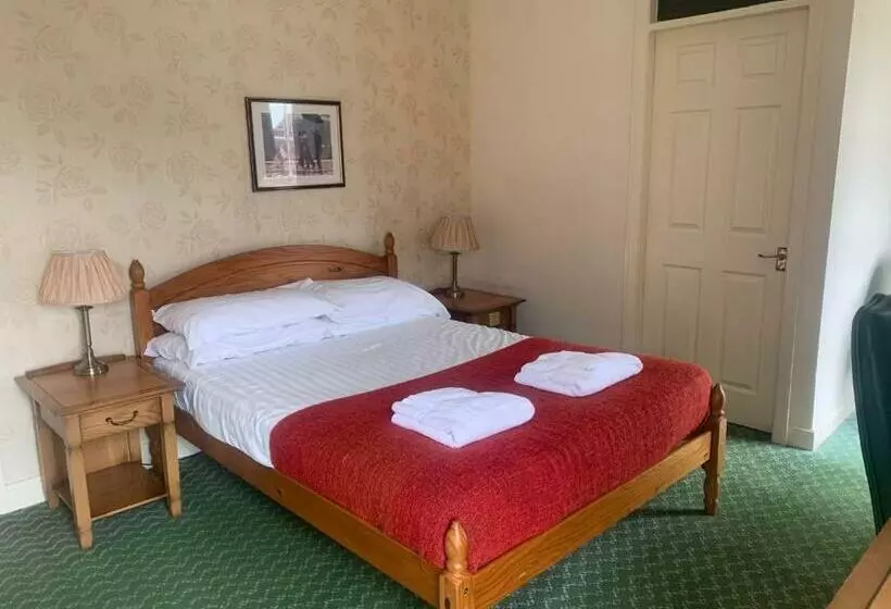 Hotel The Bell