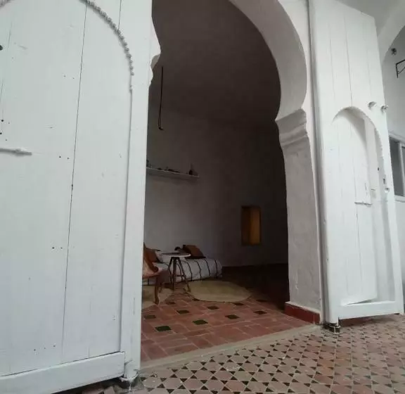 پانسیون Tarbi Aat Tetaoun 44, 17th Century Heritage