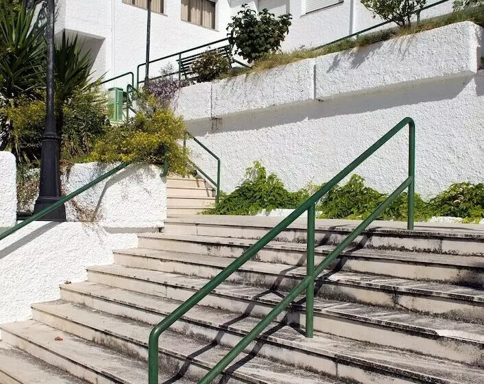 Albergue Inturjoven Víznar   Hostel