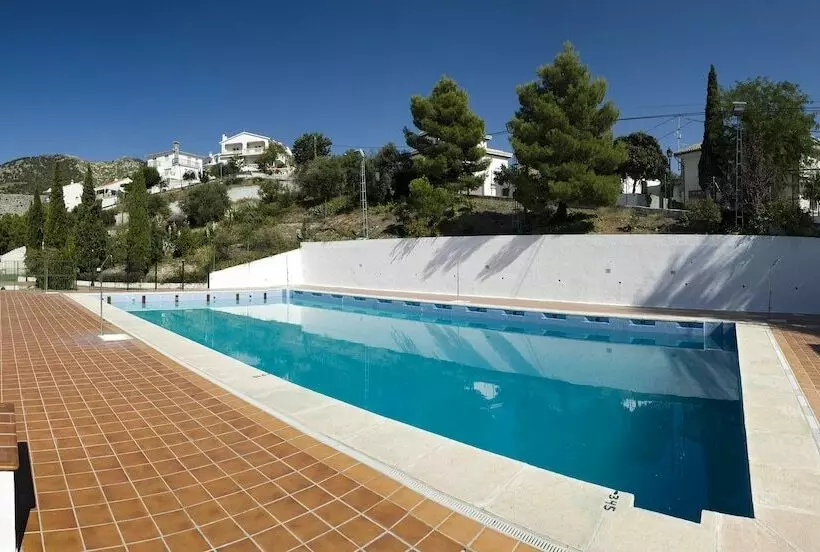 Albergue Inturjoven Víznar   Hostel