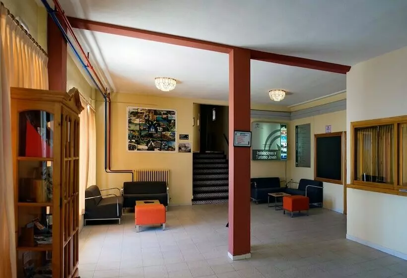 Albergue Inturjoven Víznar   Hostel