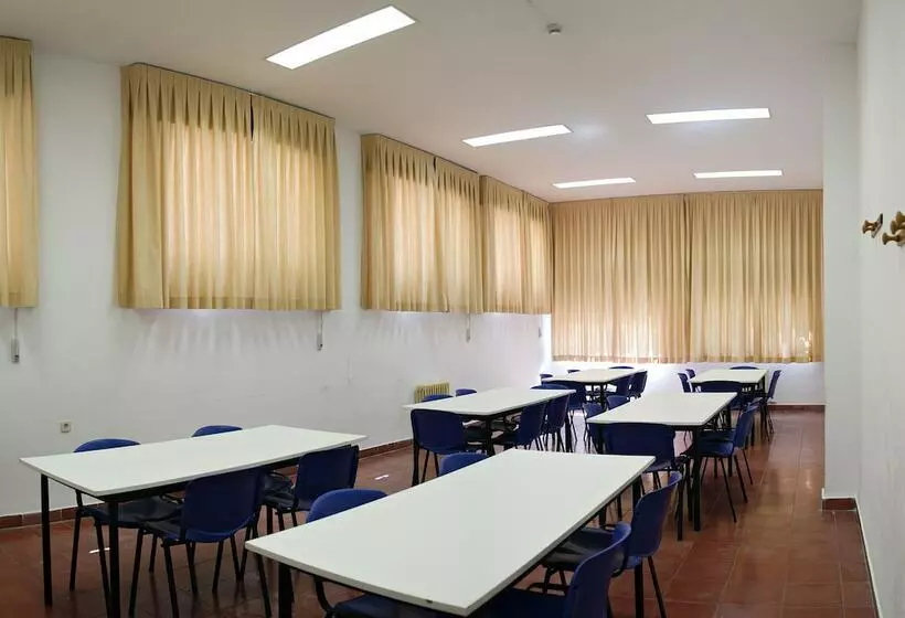 Albergue Inturjoven Víznar   Hostel