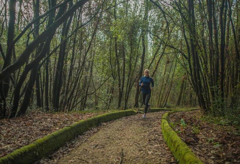 Aquapetra Resort & Spa